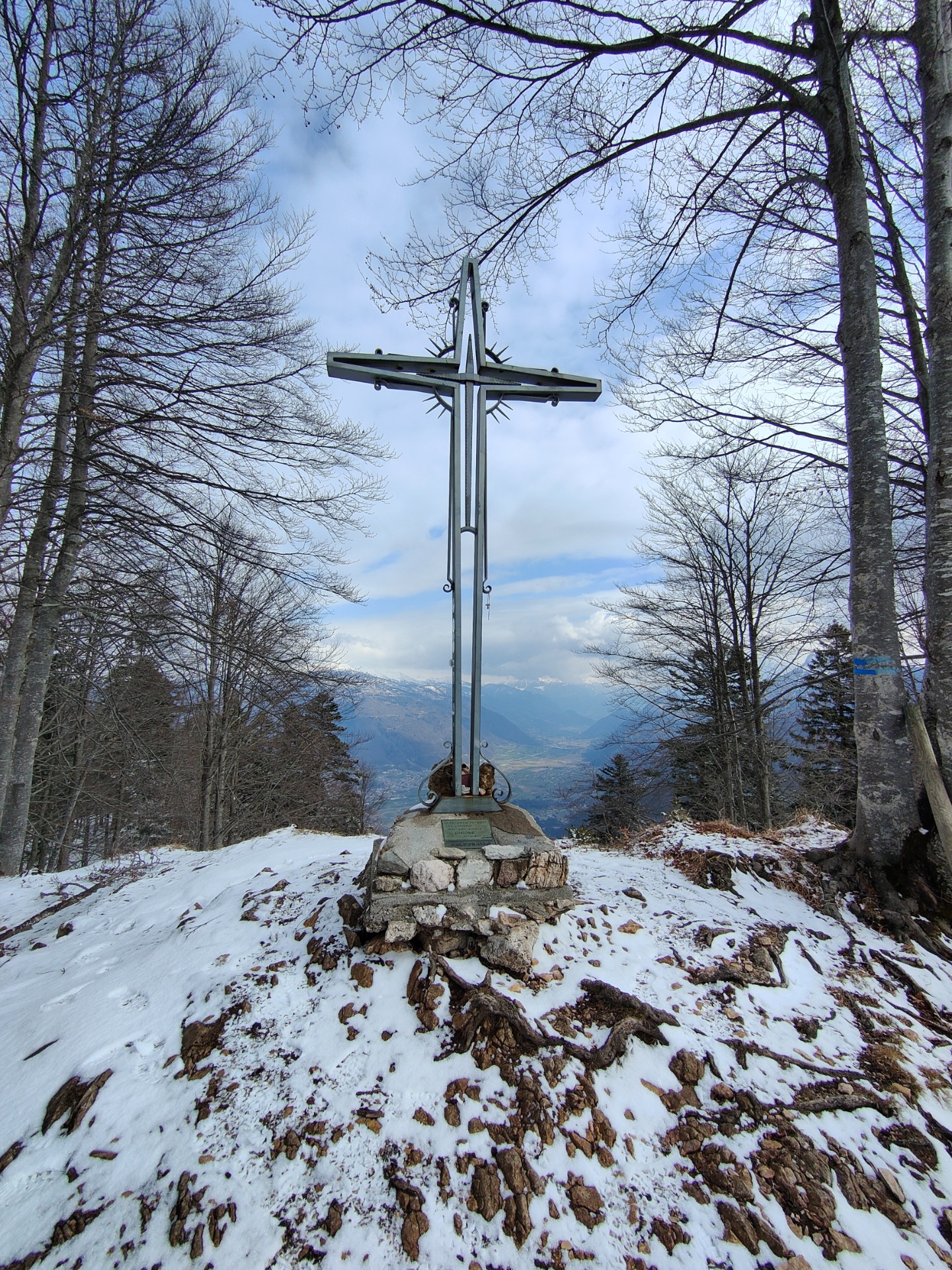 Lavarone-M. Cimon, croce di vetta