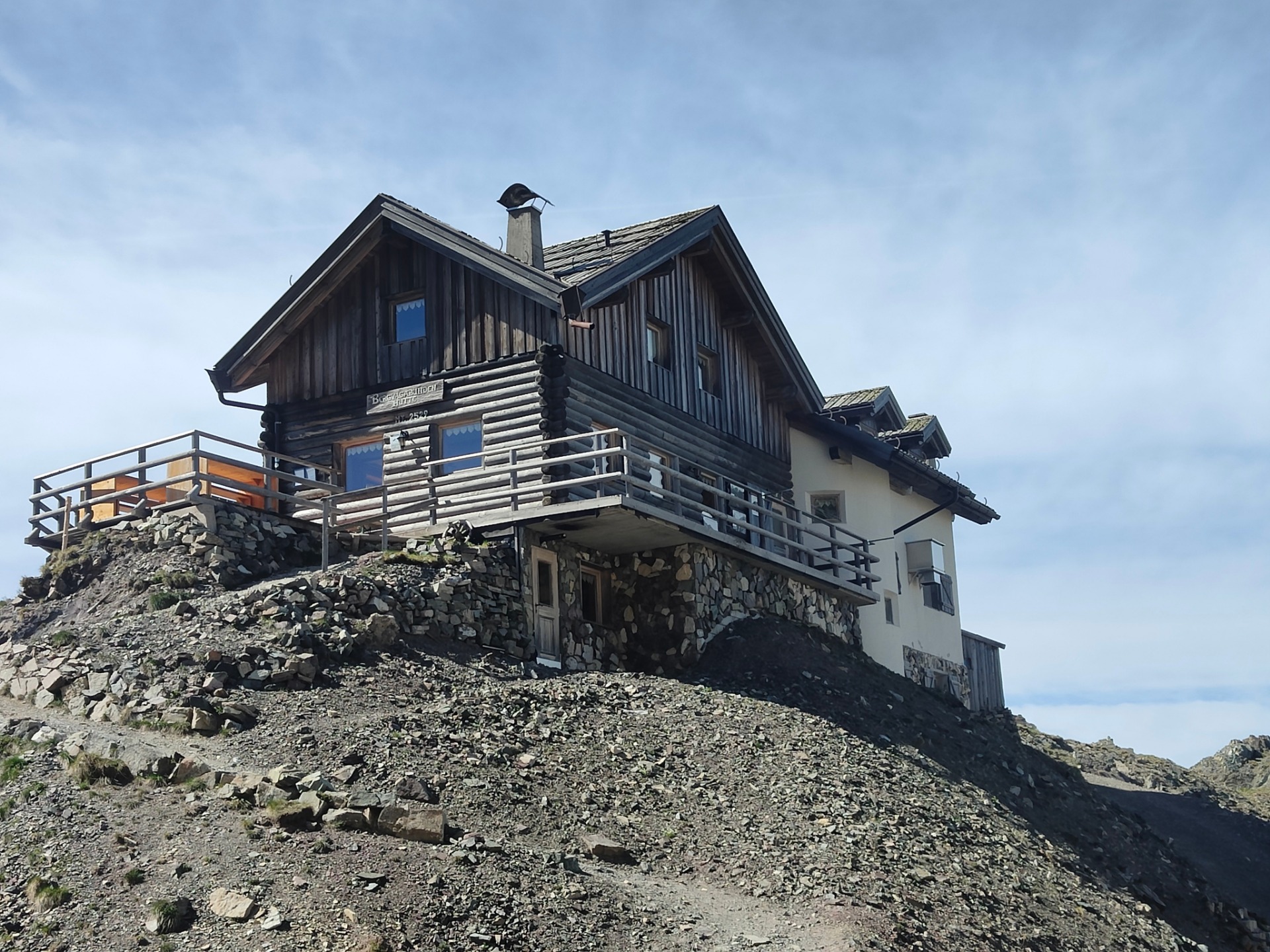 Cima Costabela, rifugio Delle Selle.